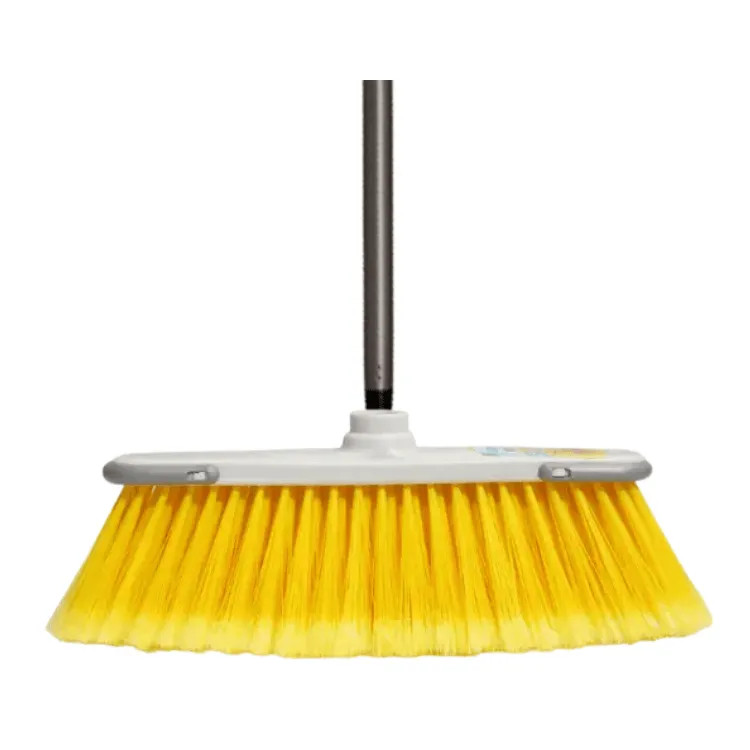 La Brujita Escoba Latina Incluye Cabo Plastificado